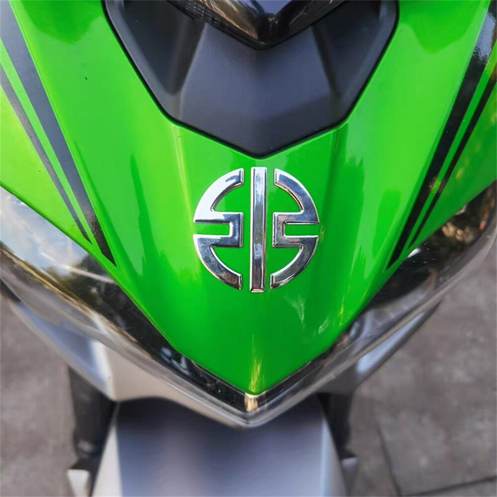 Pegatinas con logotipo de motocicleta 3D, carenado para Kawasaki NINJA Z125 Z250 Z300, paquete de 2